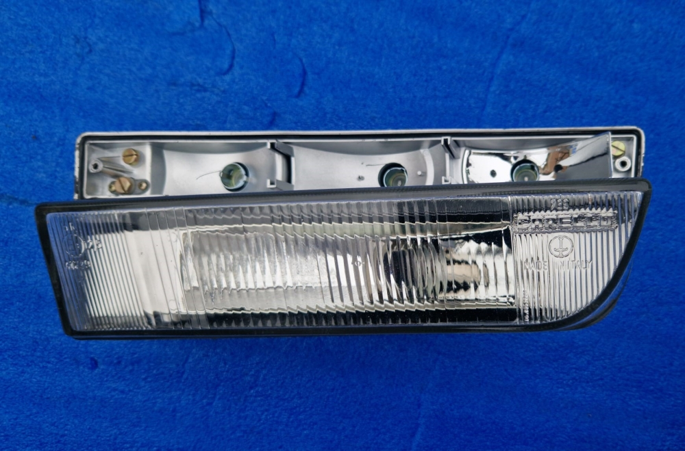 LH Ferrari 208 Turbo Intercooler/328 Front Lamp NOS