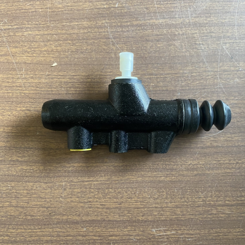 Master cylinder for T2/T3/T4