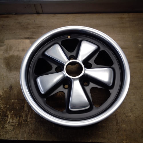 Set of 4 perfectly restored Fuchs rims