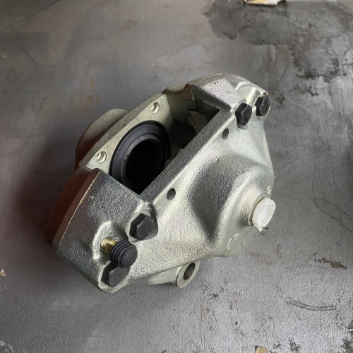 FRONT LEFT BRAKE CALIPER ALFA 75 90