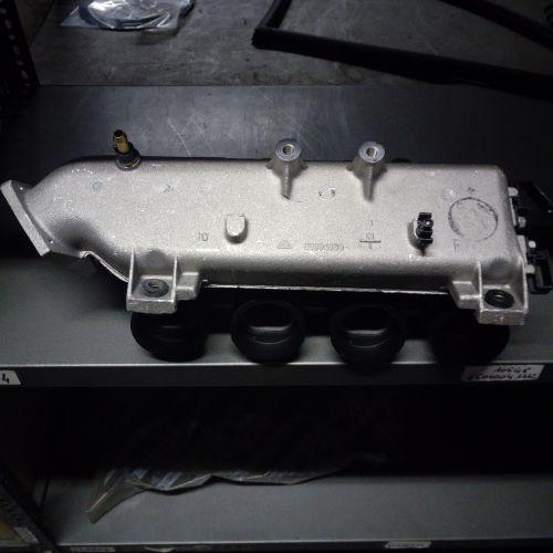 Intake manifolds